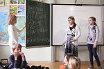 Tři Sovičky vyprávěly o koních (přesmyčky na tabuli jsou taky o koních :-)