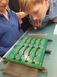 Exkurze do HC electronics - výroba elektroniky
